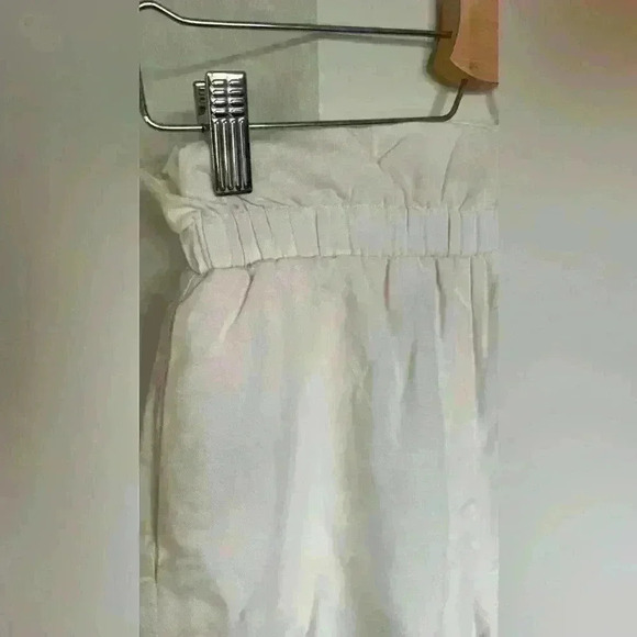 H&M cream shorts - Picture 5 of 10